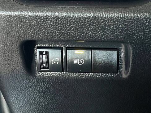 Used 2022 Toyota RAV4 SE AWD/4WD image 33