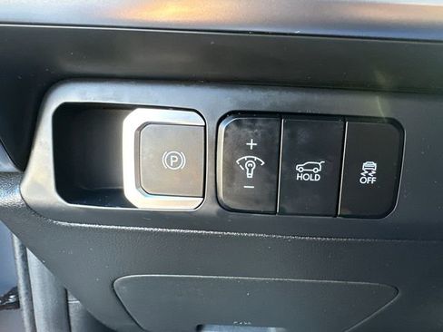 Used 2025 Hyundai Santa Fe SEL AWD/4WD image 35