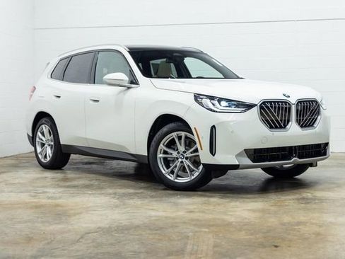 Used 2025 BMW X3 xDrive30i image 5