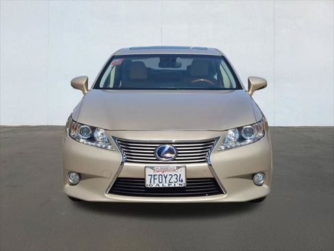 Used 2013 Lexus ES 300h w/ Luxury Pkg FWD image 8