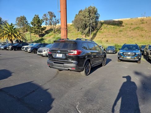 Used 2023 Subaru Ascent Onyx Edition Limited image 7