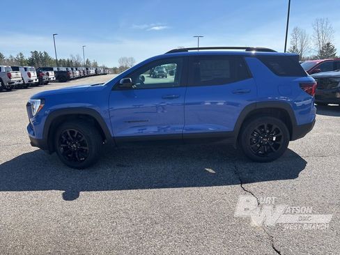 Used 2026 GMC Terrain Elevation w/ Elevation Premium Package AWD/4WD image 3