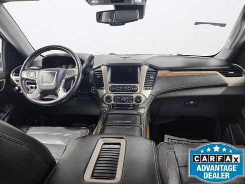 Used 2020 GMC Yukon Denali w/ Denali Premium Package AWD/4WD image 33