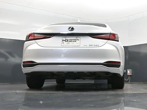 Certified 2024 Lexus ES 250 w/ Premium Package AWD/4WD image 41