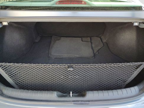 Used 2022 Hyundai Elantra Blue image 17