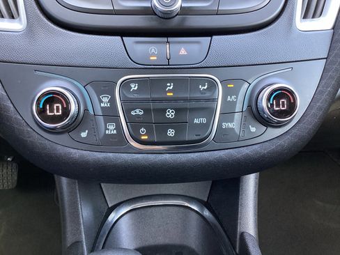 Used 2024 Chevrolet Malibu LT image 22