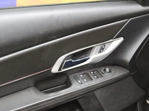 Used 2017 GMC Terrain SLE AWD/4WD image 13