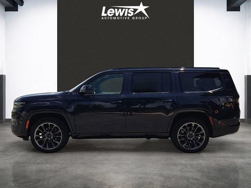 Used 2025 Jeep Grand Wagoneer Series III w/ Rear Seat Video Group 1 AWD/4WD image 2