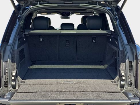 New 2026 Land Rover Range Rover SE AWD/4WD image 12