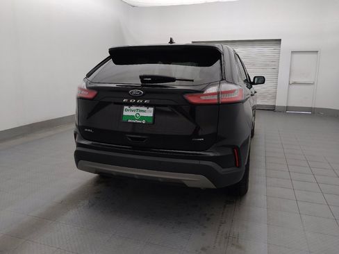 Used 2024 Ford Edge SEL image 7