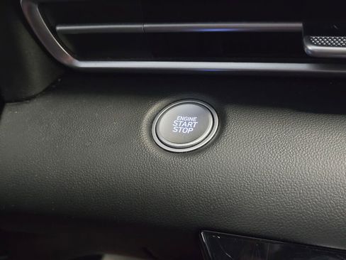 Used 2023 Hyundai Elantra SEL w/ Cargo Package image 29