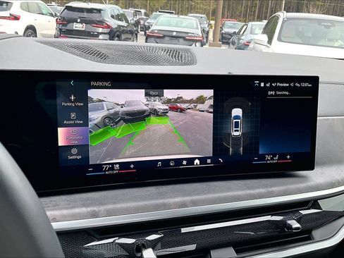 Certified 2024 BMW X7 xDrive40i w/ M Sport Package image 27