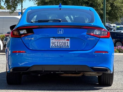 Used 2023 Honda Civic Sport image 5