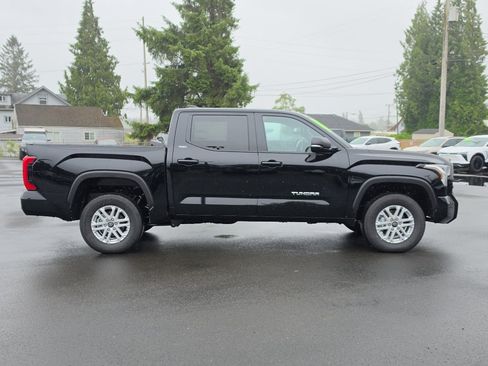 New 2026 Toyota Tundra SR5 AWD/4WD image 7