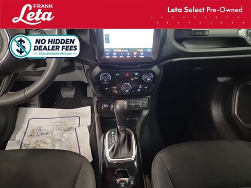 Used 2021 Jeep Renegade Latitude AWD/4WD image 11