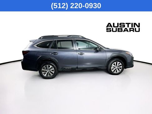 Certified 2025 Subaru Outback Premium image 9