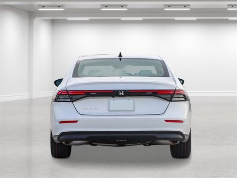 New 2026 Honda Accord SE image 3