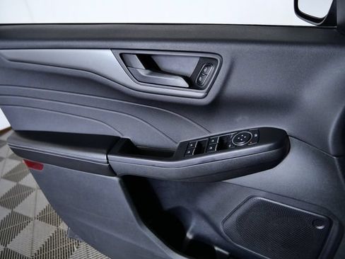 Certified 2025 Ford Escape Active AWD/4WD image 26