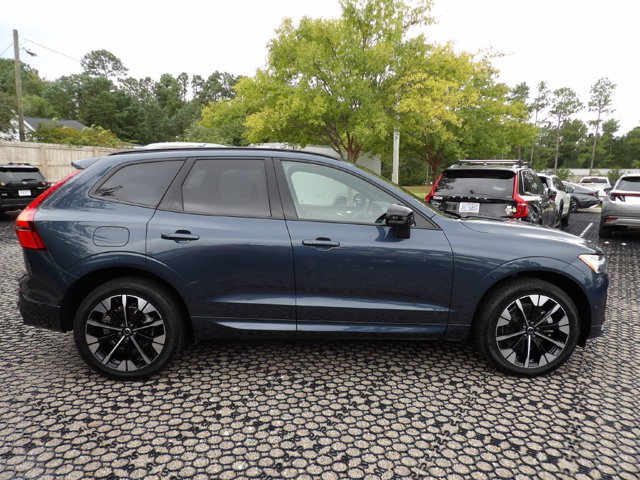 Certified 2026 Volvo XC60 B5 Plus AWD/4WD image 7