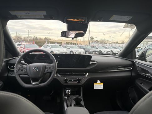 New 2026 Buick Envista Preferred w/ Advanced Safety Package FWD image 26