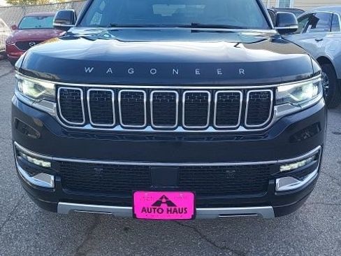 Used 2023 Jeep Wagoneer Series II image 32