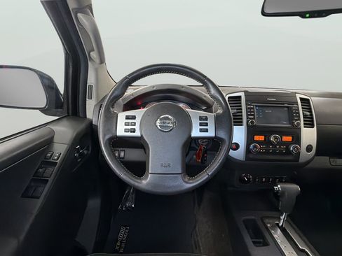Used 2015 Nissan Frontier PRO-4X w/ Pro-4x Luxury Package AWD/4WD image 16
