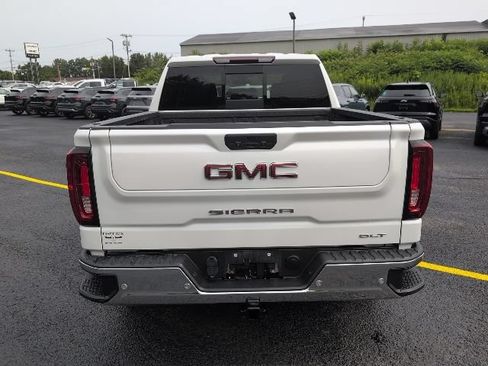 Used 2021 GMC Sierra 1500 SLT w/ SLT Premium Plus Package AWD/4WD image 4
