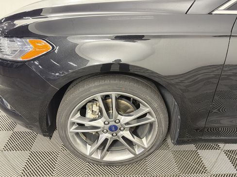 Used 2015 Ford Fusion Titanium AWD/4WD image 11