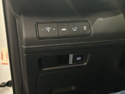 Used 2022 Hyundai Santa Fe Limited image 25