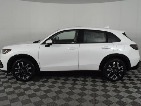 New 2026 Honda HR-V EX-L image 9