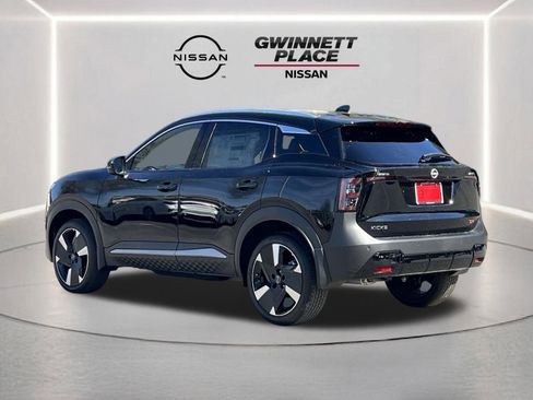 New 2026 Nissan Kicks SR FWD image 24