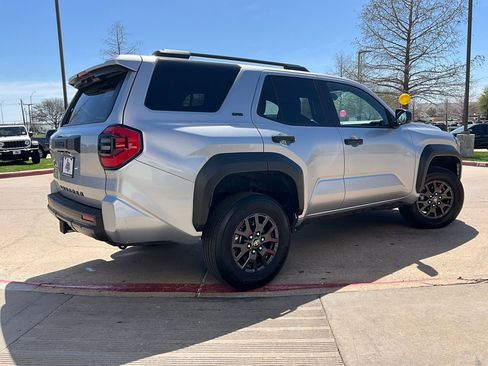 Used 2025 Toyota 4Runner SR5 image 6