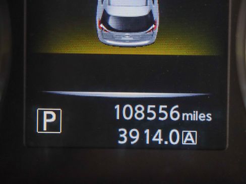 Used 2016 Nissan Rogue SV image 16