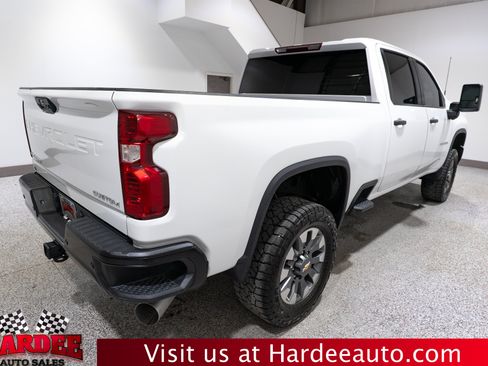 Used 2024 Chevrolet Silverado 2500 Custom w/ Custom Value Package AWD/4WD image 5