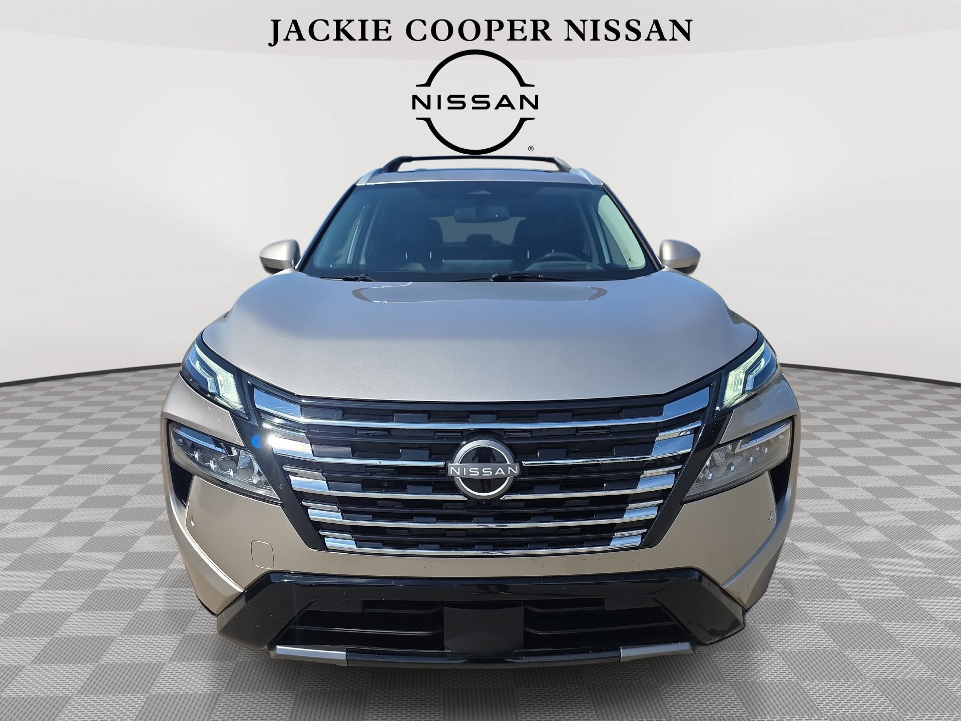 Used 2026 Nissan Rogue Platinum w/ Platinum Premium Package AWD/4WD image 2