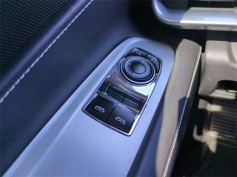 Certified 2021 Chevrolet Corvette Stingray Coupe w/ 1LT image 27