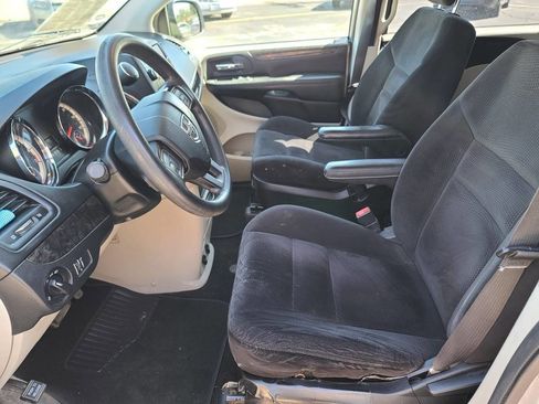 Used 2014 Dodge Grand Caravan American Value Package image 9