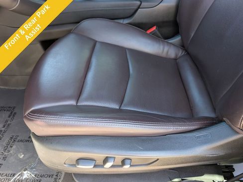 Used 2023 Cadillac XT6 Premium Luxury w/ Technology Package AWD/4WD image 15