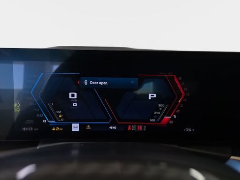 Used 2024 BMW M3 CS image 22