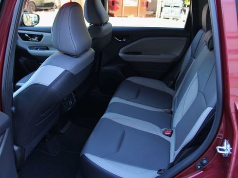 Used 2025 Subaru Forester Limited image 29