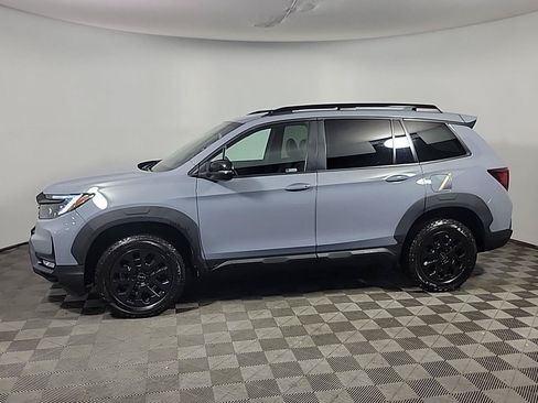 Used 2023 Honda Passport TrailSport image 11
