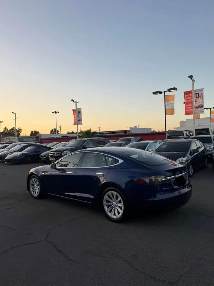 Used 2016 Tesla Model S 75 RWD image 5
