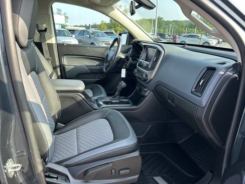 Used 2020 Chevrolet Colorado Z71 AWD/4WD image 15