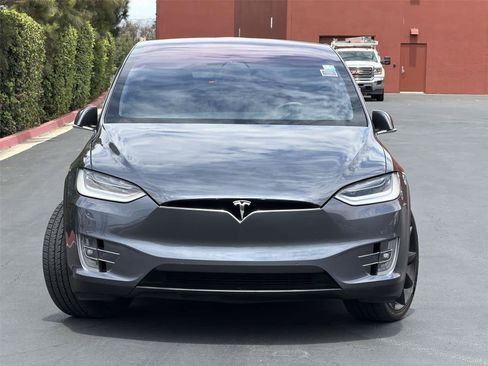 Used 2020 Tesla Model X Performance AWD/4WD image 8