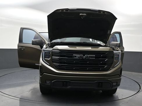 Used 2023 GMC Sierra 1500 Elevation RWD image 38