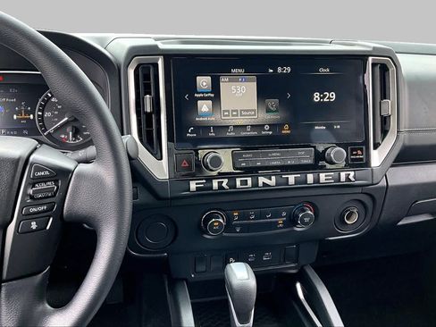 Certified 2025 Nissan Frontier SV RWD image 12
