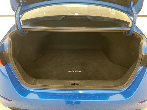 Used 2021 Nissan Sentra SV image 7