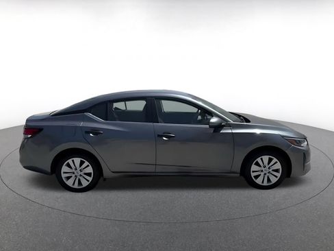 Used 2025 Nissan Sentra S FWD image 15