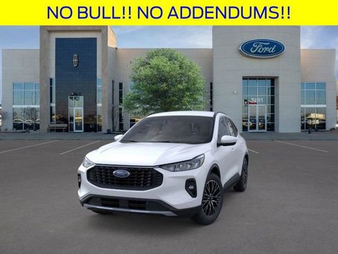 New 2026 Ford Escape SE image 2