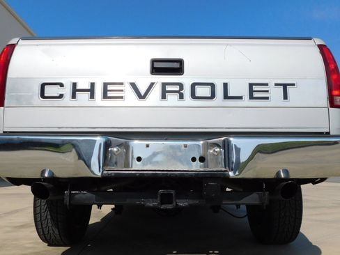 Used 1993 Chevrolet Silverado 1500 2WD Regular Cab image 20